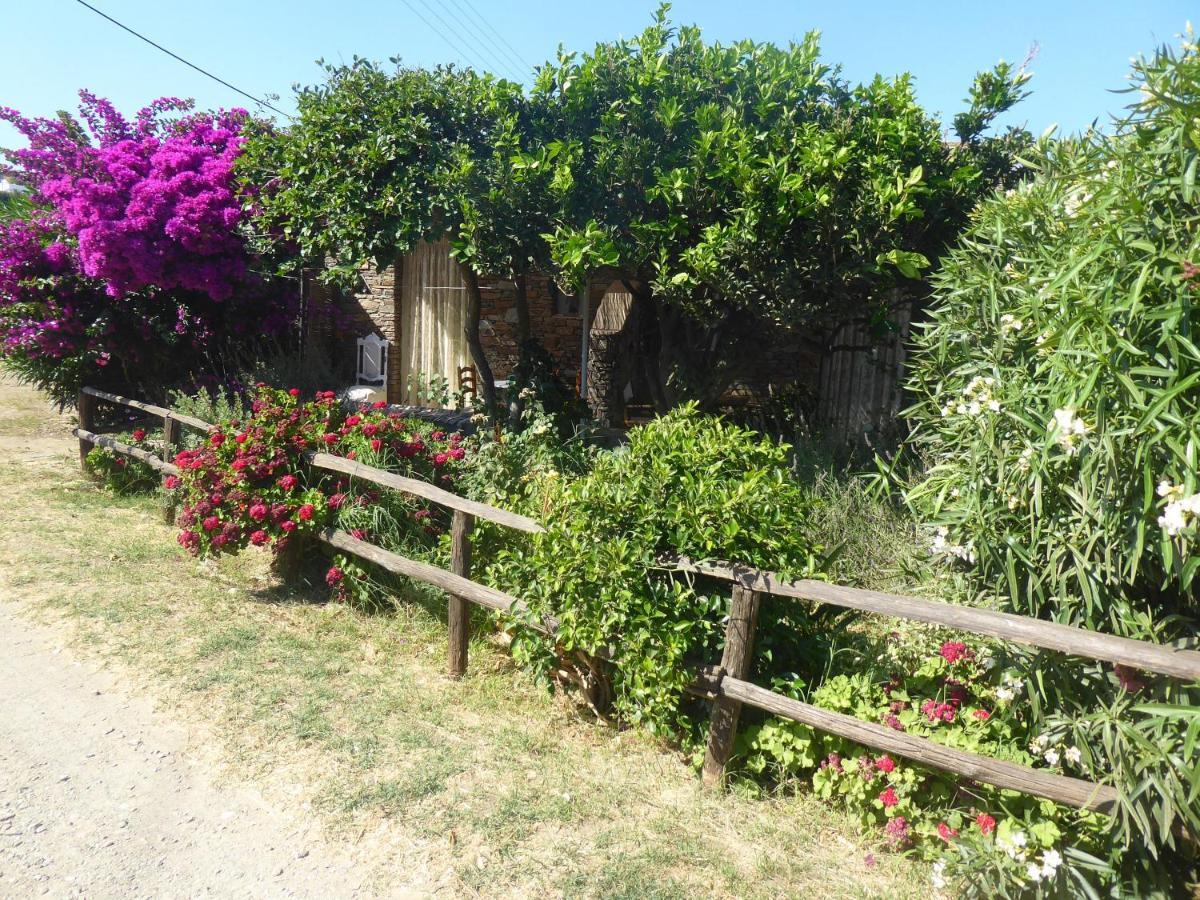 Το Κατἑ Aparthotel Artemonas Bagian luar foto